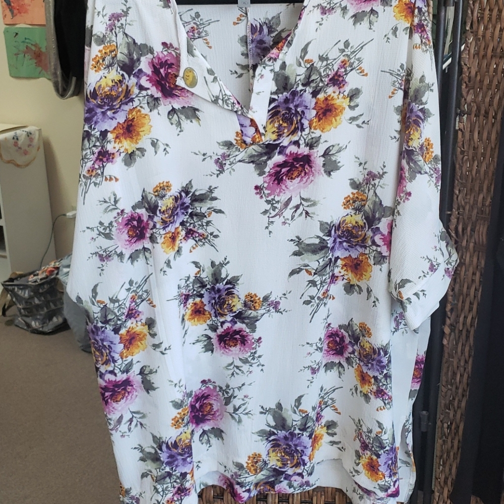 Women's blouse